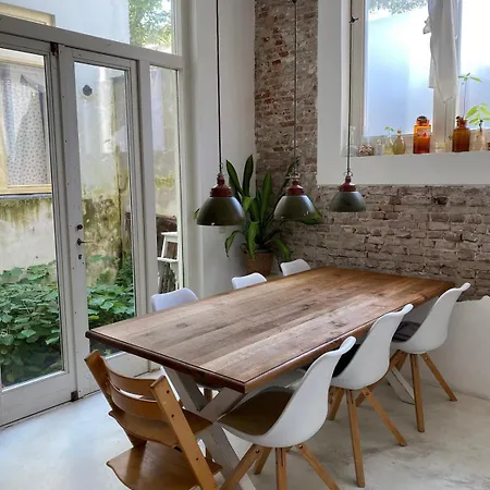 Monumental House Near The Villa